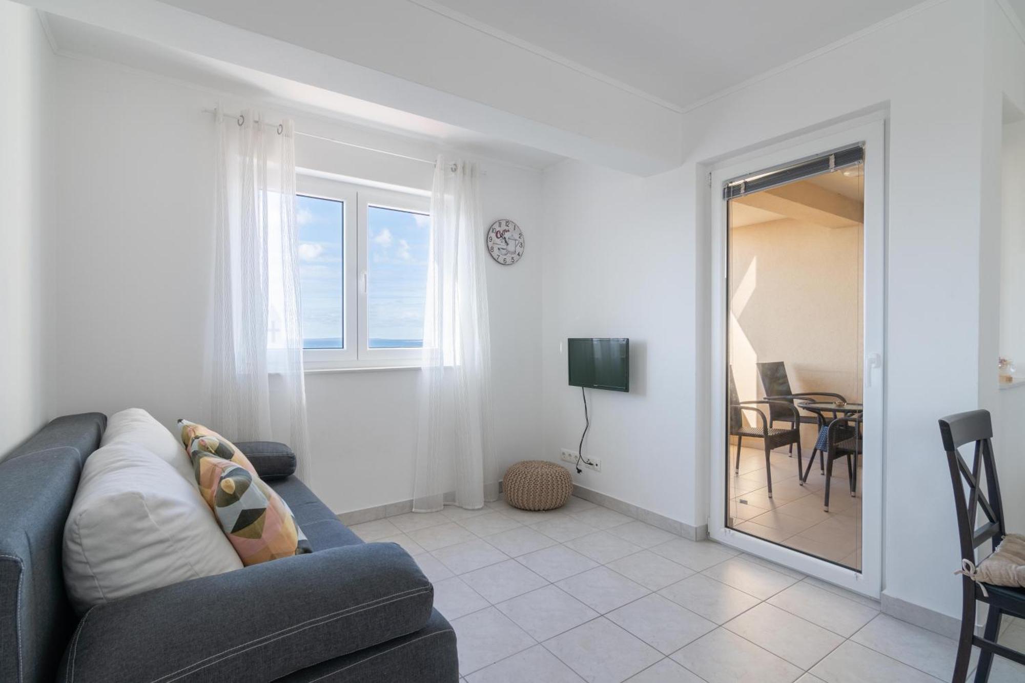 Apartments With A Parking Space Mandre, Pag - 18748 Kolan Exterior photo